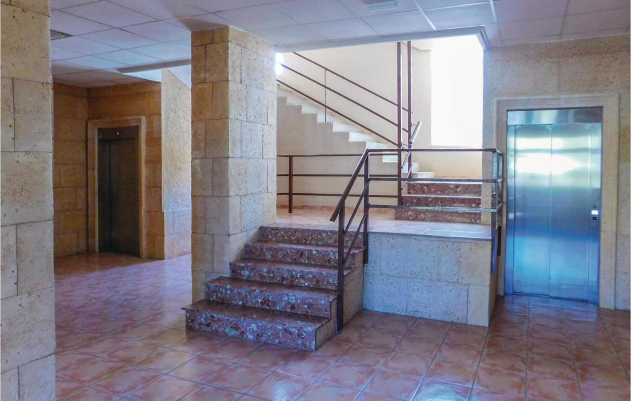 Cozy Apartment In Torrevieja-La Mata With Kitchen Exterior photo